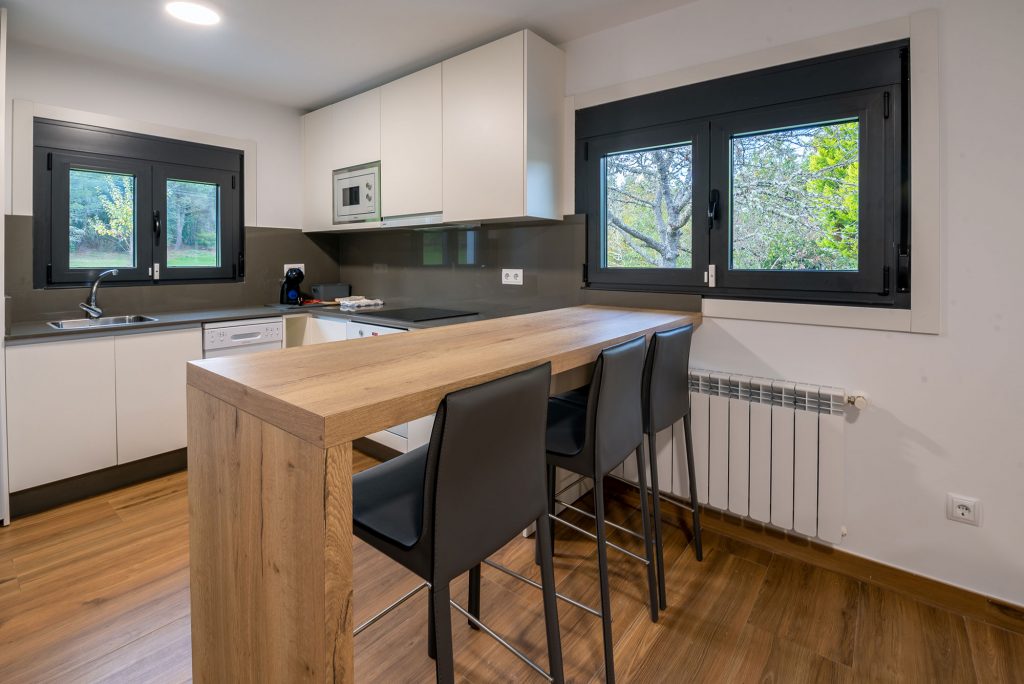 apartamento-1-os-condes---salon-cocina
